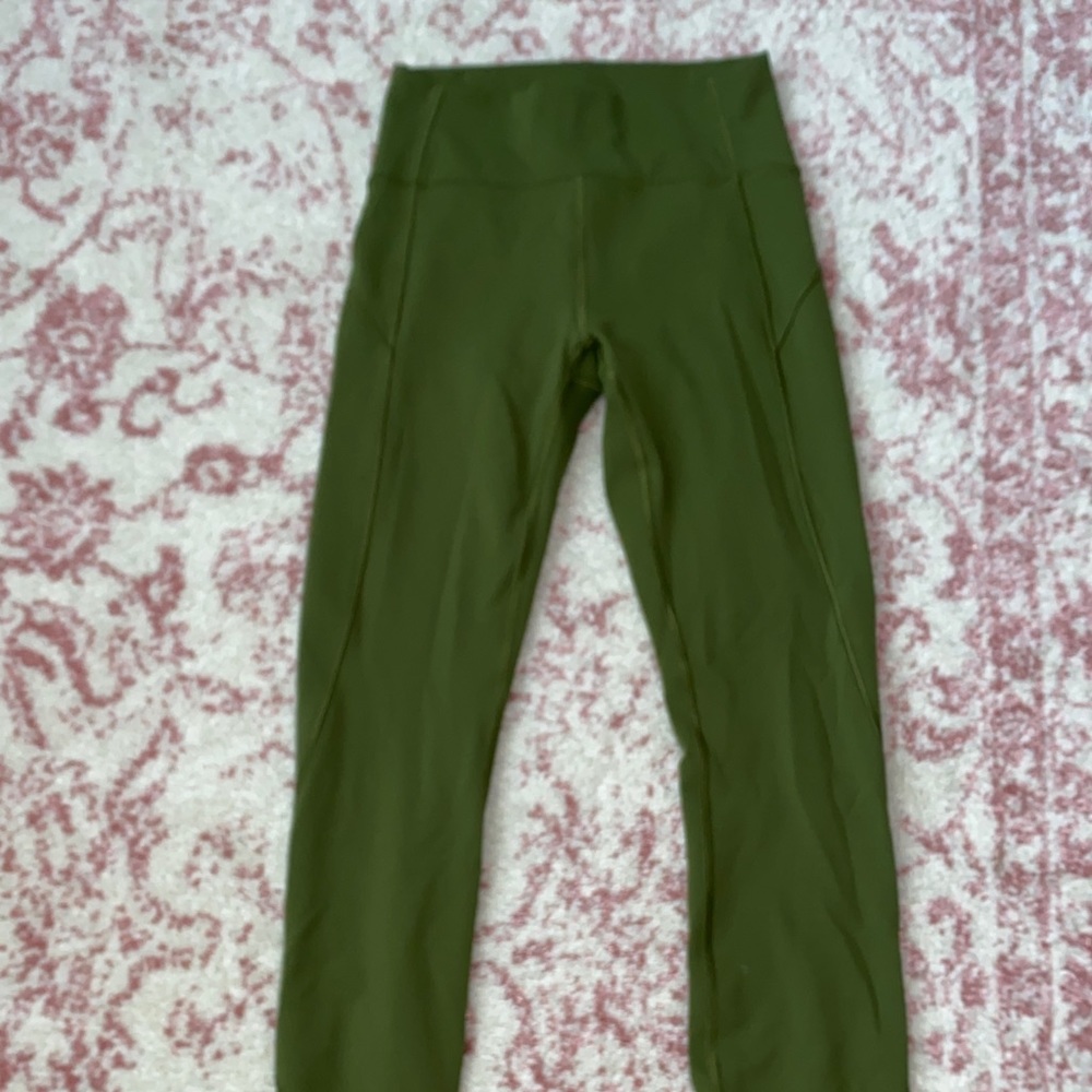 Lululemon leggings
